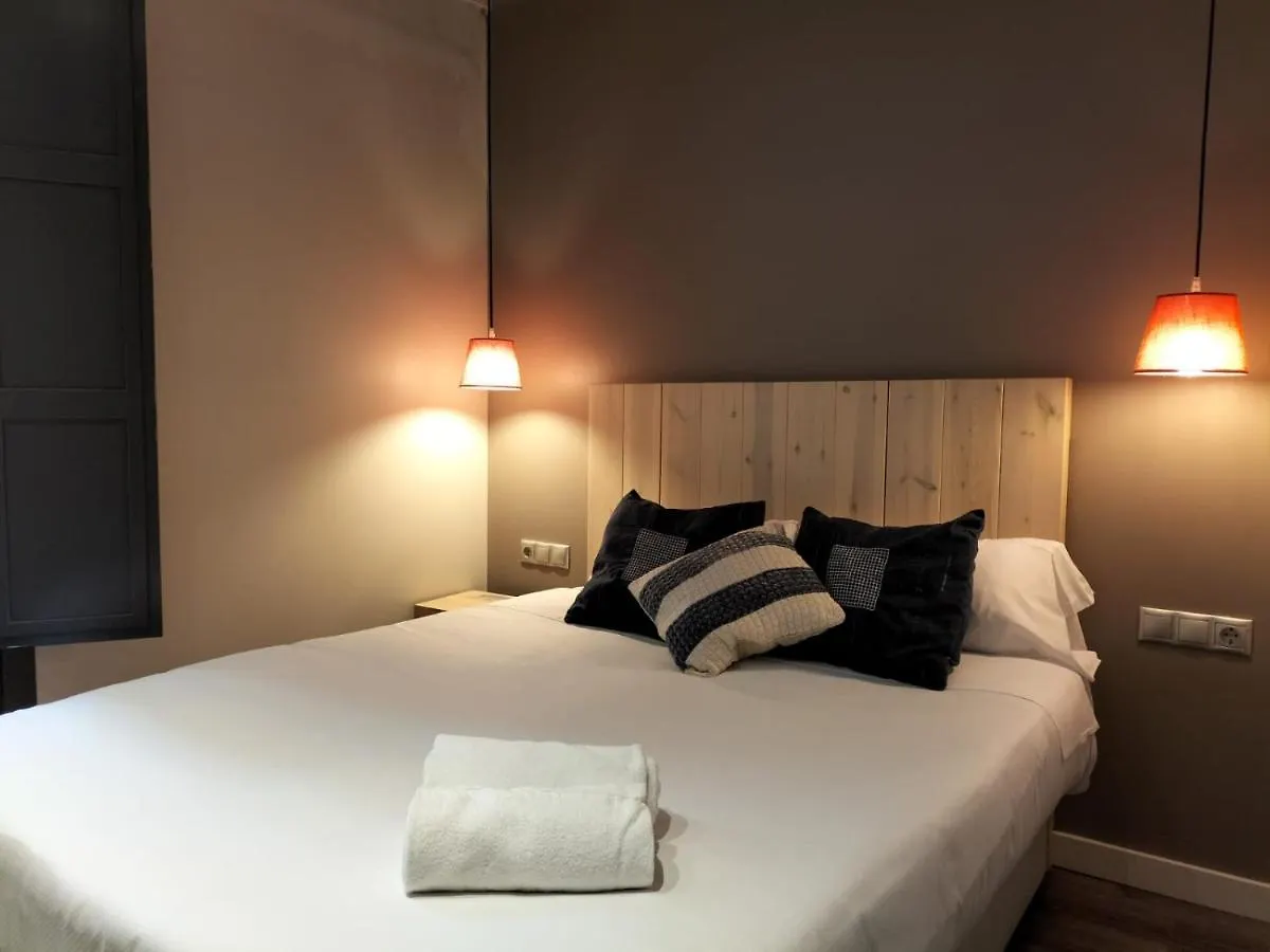 Montserrat Apartments By Gaiarooms Barcelona