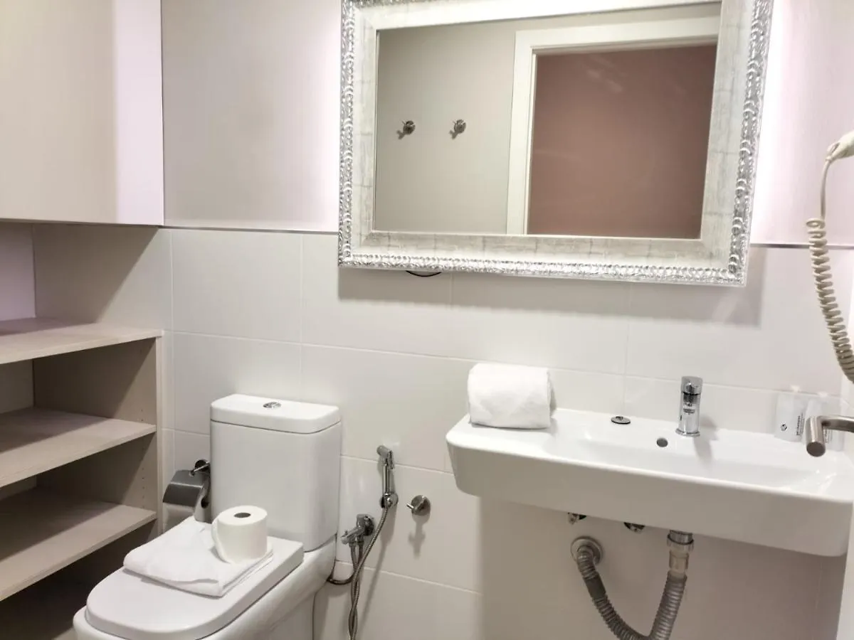 Montserrat Apartments By Gaiarooms Barcelona